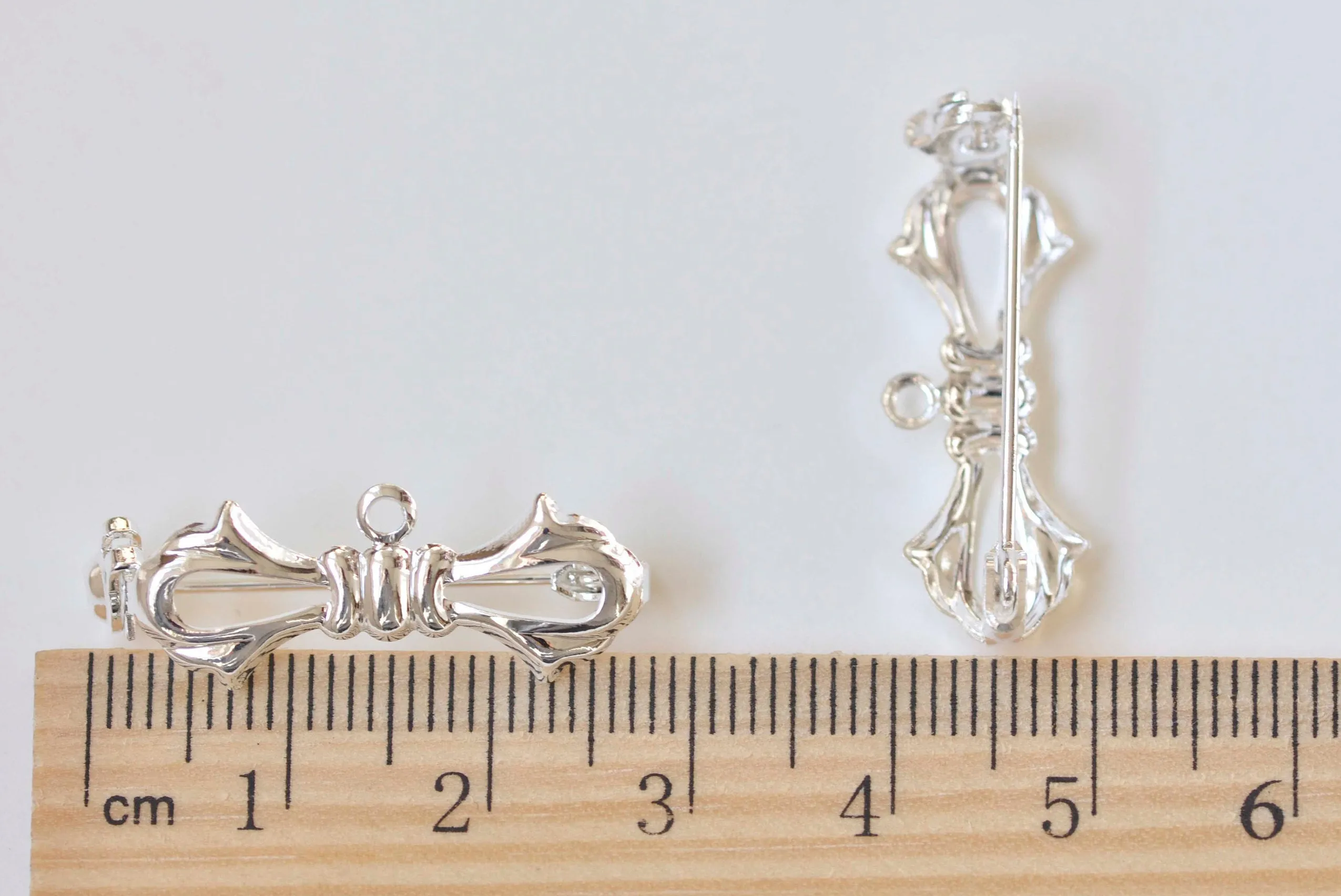 10 pcs Silver Bow Tie Safety Pin Brooch Findings 10x27mm A2178