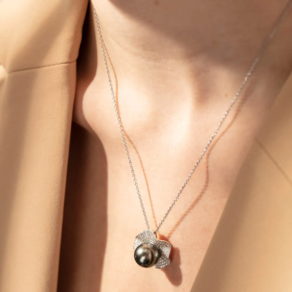 18ct White Gold Tahitian Black Pearl & Diamond Pendant