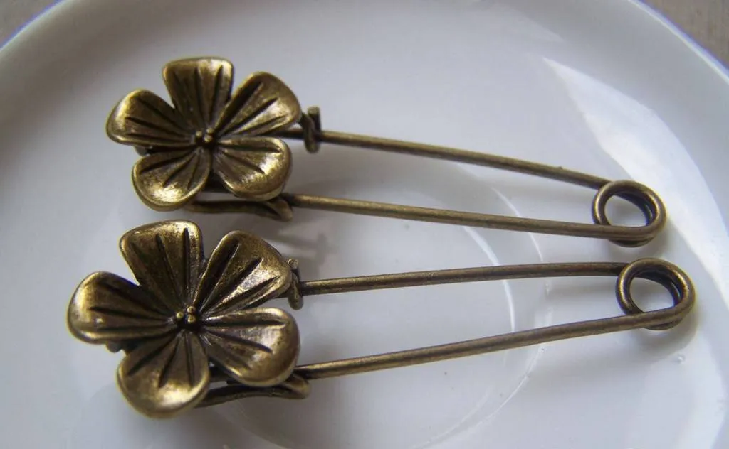 6 pcs Antique Bronze Flower Safety Pins Broochs A4873