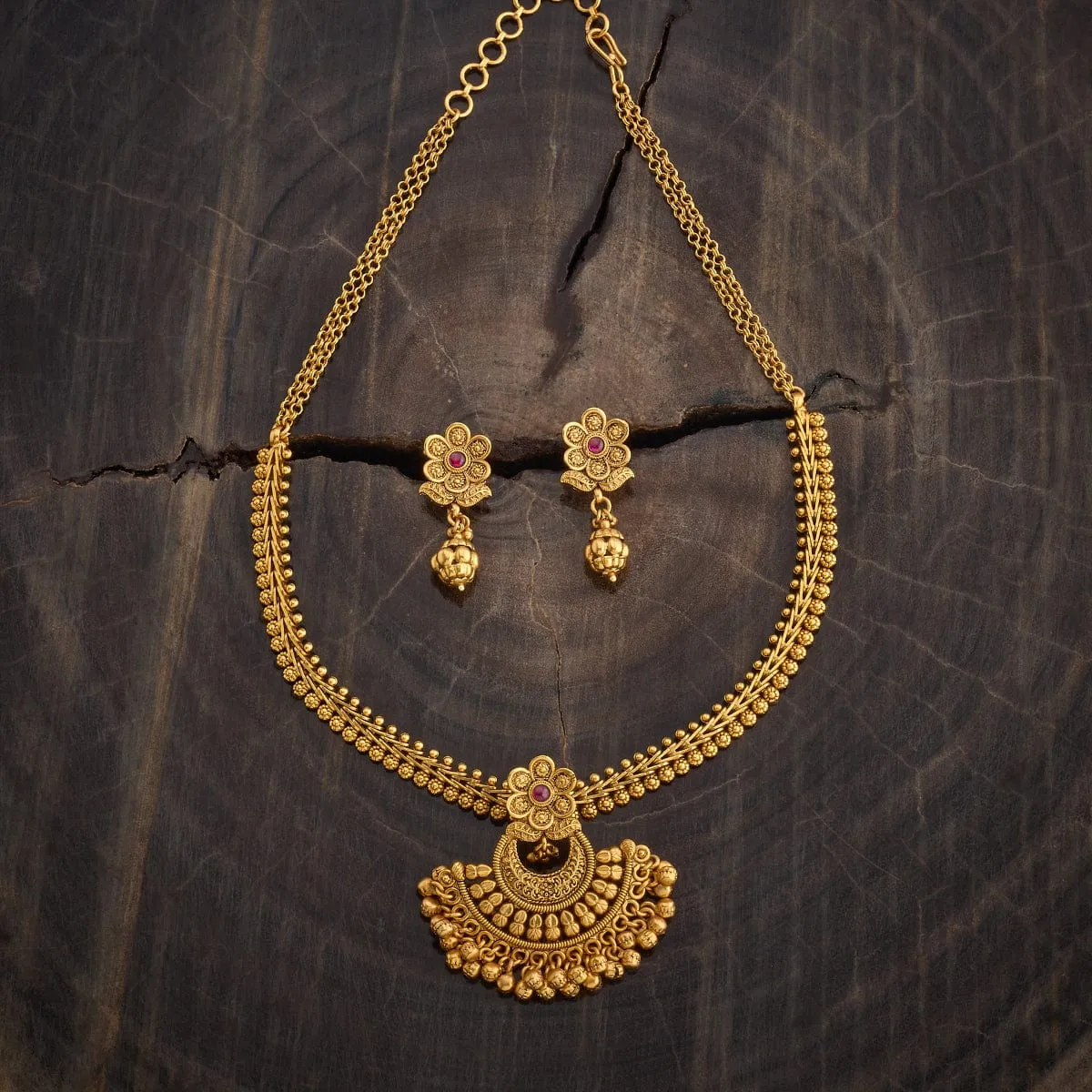 Antique Necklace 139960