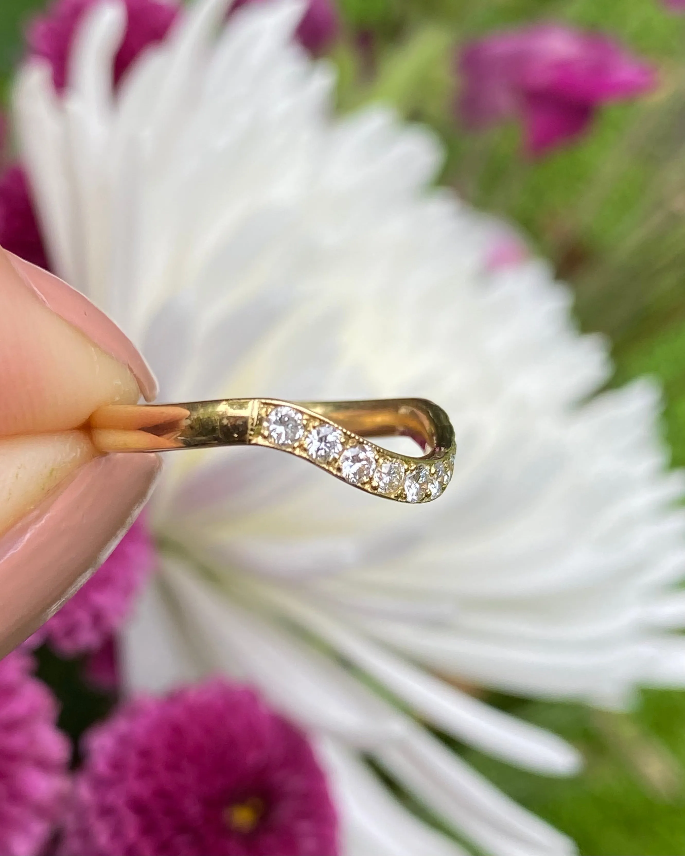 Brilliant Cut Diamond Contoured Half Eternity Wedding Ring 0.35ct 18ct Yellow Gold