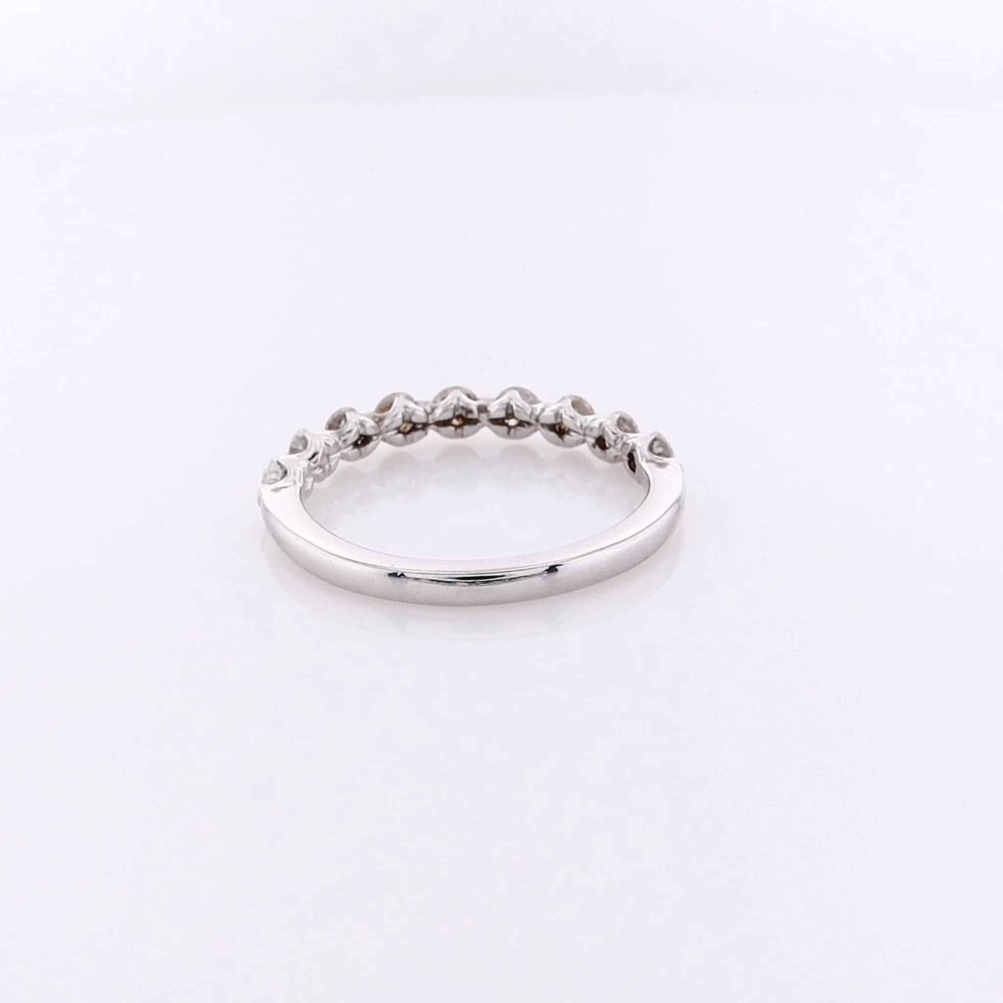 Estate 14 Karat White Gold Shared Prong Diamond Wedding Band