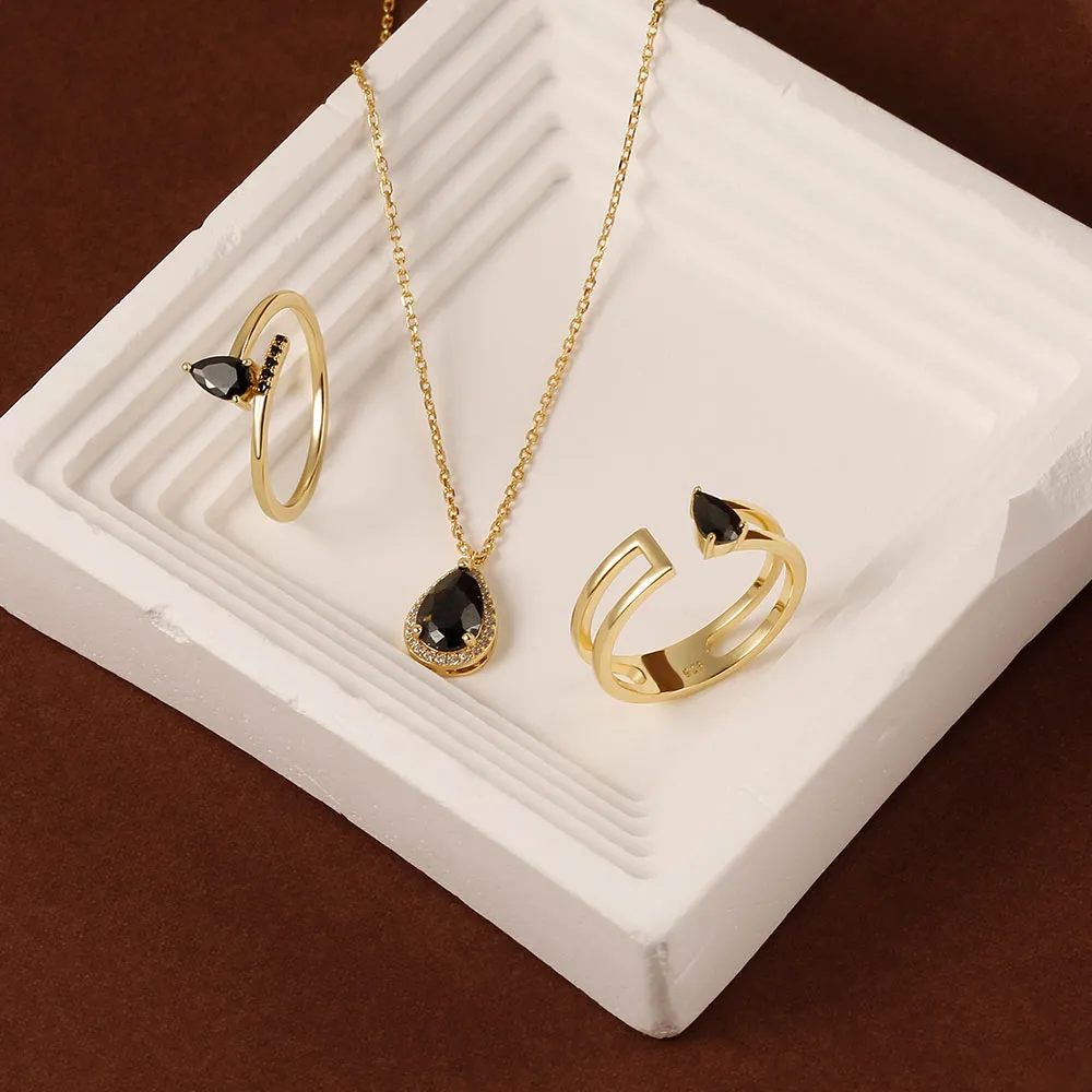 Halo Elegance Pendant Necklace