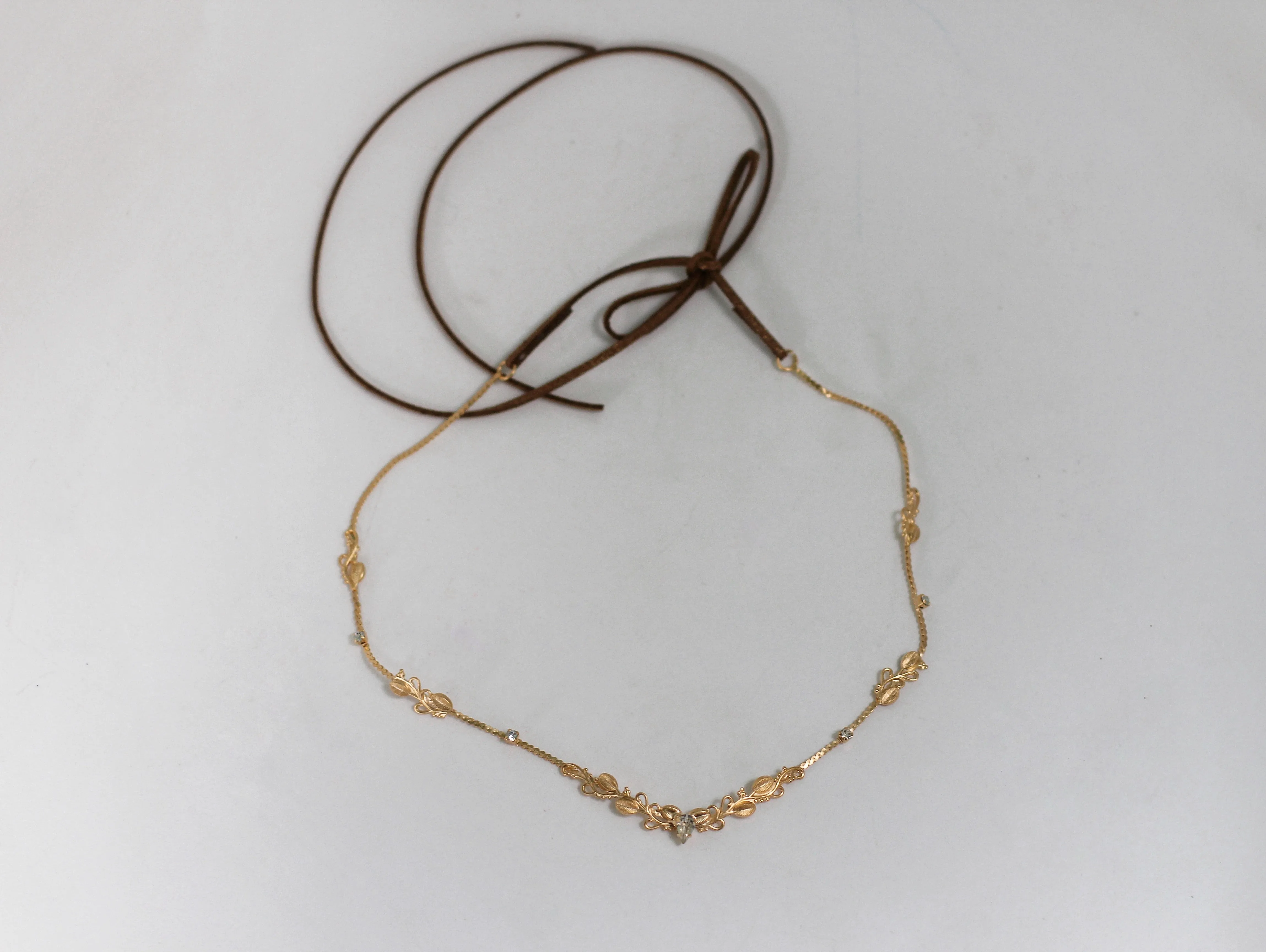 Preorder * Royal Elf V Shaped Hair Chain