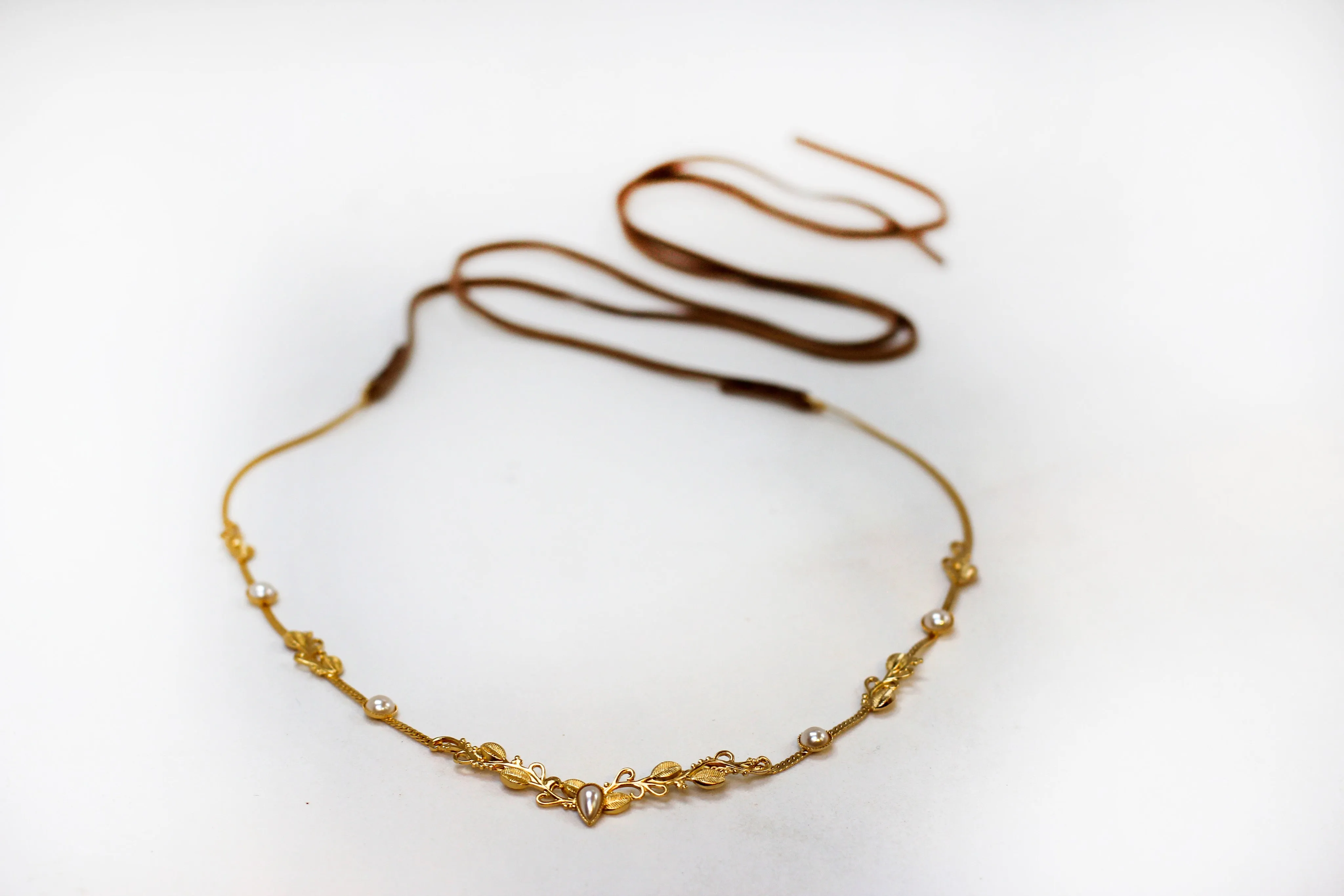 Preorder * Royal Elf V Shaped Hair Chain
