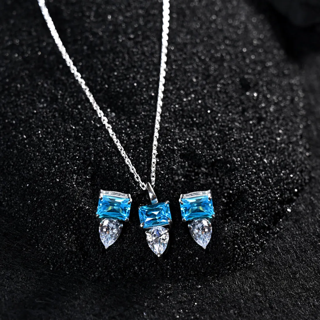 Silver Vistosa Jewellery Set