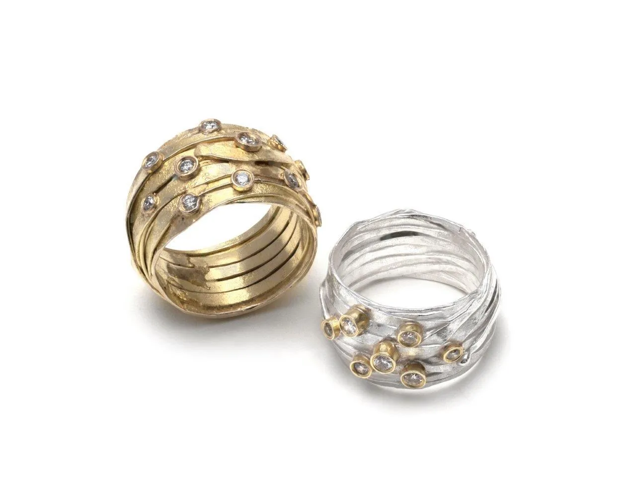 Silver wrap ring with 14 Brilliant diamonds set in 18kt Gold